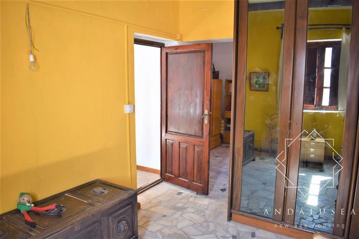 Image No.9-3 Bed Property for sale