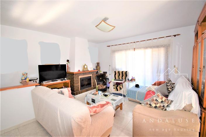 Image No.6-4 Bed Property for sale