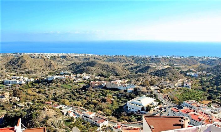 Image No.54-4 Bed Property for sale