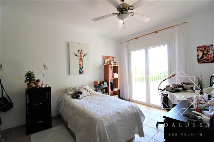 Image No.34-4 Bed Property for sale