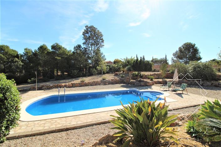 Image No.49-4 Bed Property for sale