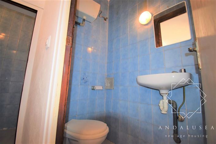 Image No.16-13 Bed Property for sale