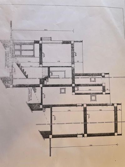 Image No.61-13 Bed Property for sale