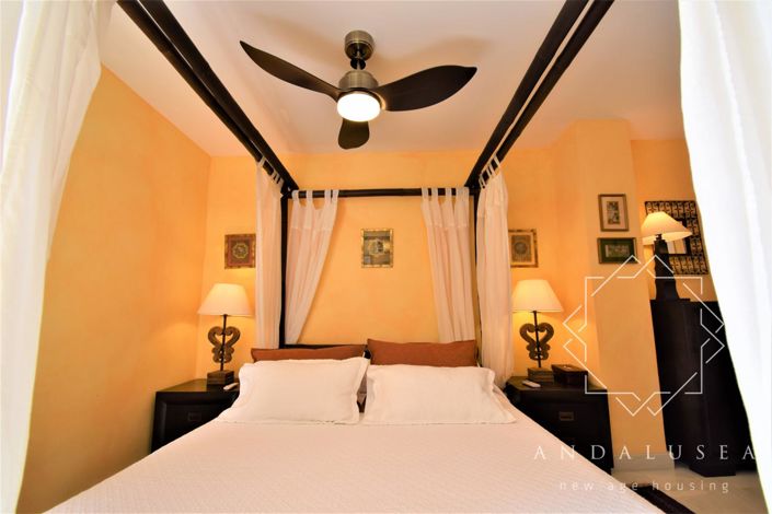 Image No.23-5 Bed Property for sale