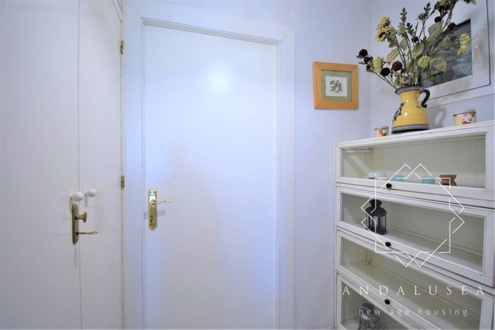 Image No.46-5 Bed Property for sale