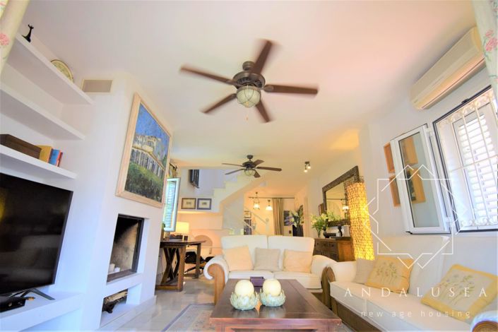 Image No.6-5 Bed Property for sale