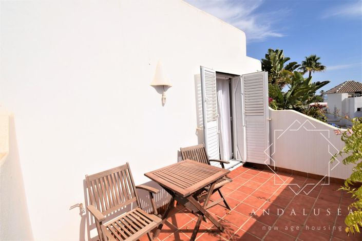 Image No.56-5 Bed Property for sale