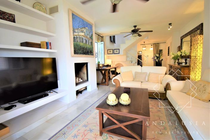 Image No.7-5 Bed Property for sale