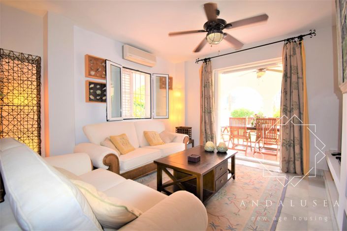 Image No.8-5 Bed Property for sale