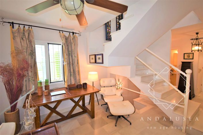 Image No.9-5 Bed Property for sale