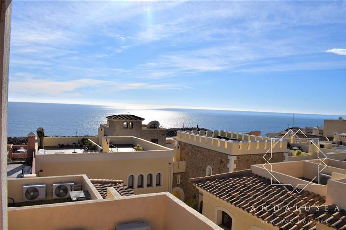 Image No.23-2 Bed Property for sale