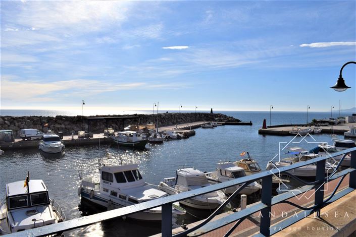 Image No.27-2 Bed Property for sale