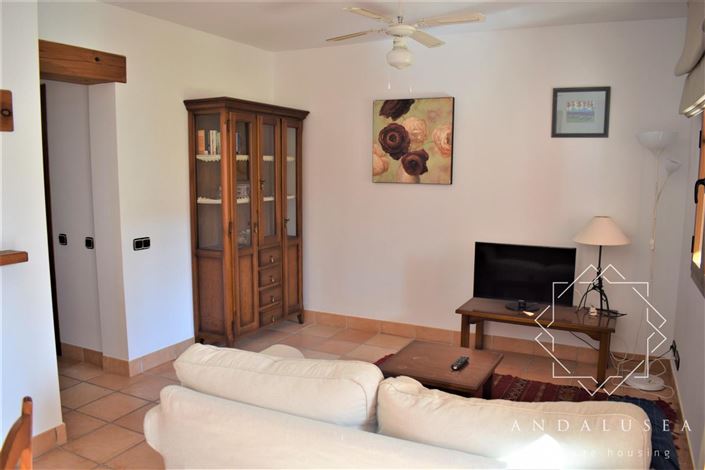 Image No.4-2 Bed Property for sale