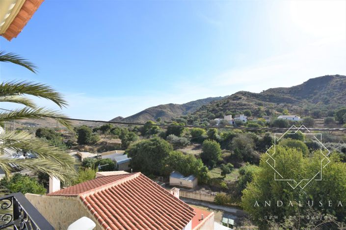 Image No.49-6 Bed Property for sale