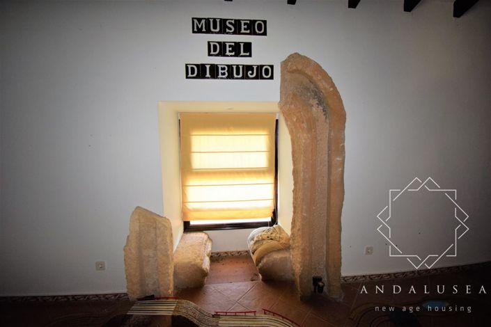 Image No.34-6 Bed Property for sale