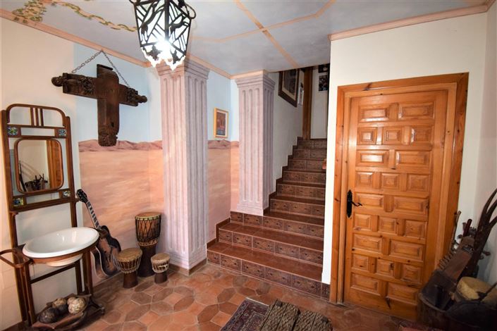 Image No.26-4 Bed Property for sale