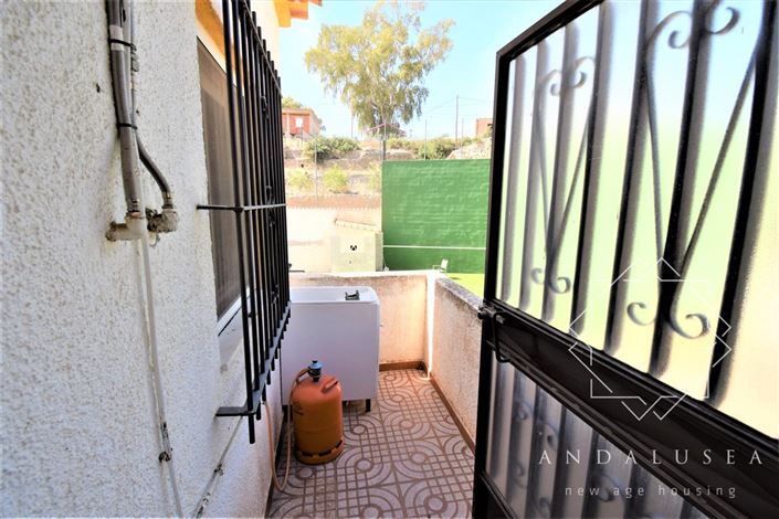 Image No.31-3 Bed Property for sale