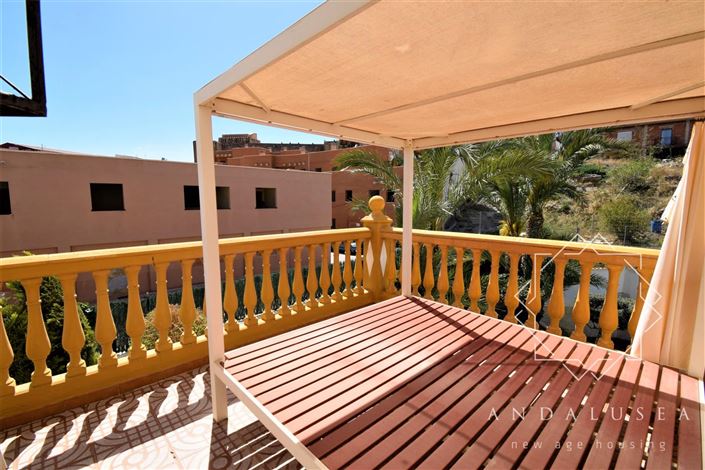 Image No.39-3 Bed Property for sale