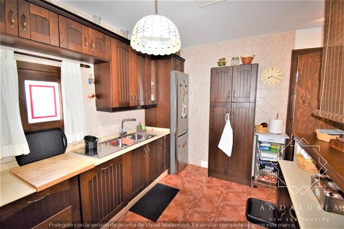 Image No.14-3 Bed Property for sale