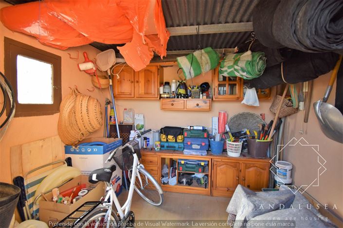 Image No.43-3 Bed Property for sale