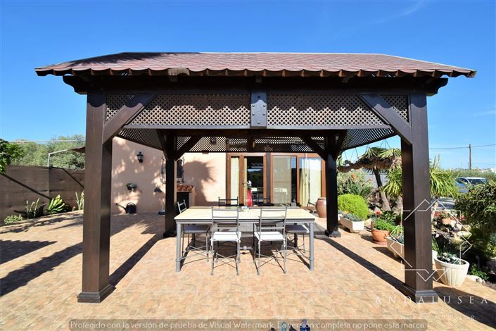 Image No.54-3 Bed Property for sale