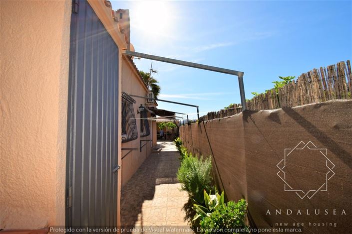 Image No.57-3 Bed Property for sale