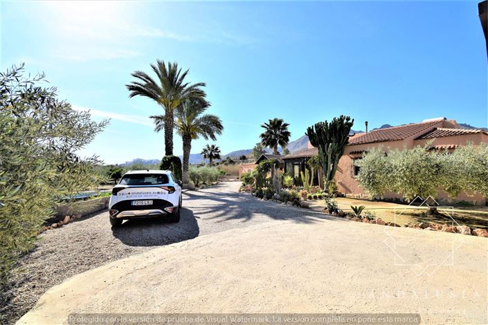 Image No.59-3 Bed Property for sale