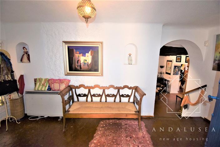 Image No.13-4 Bed Property for sale