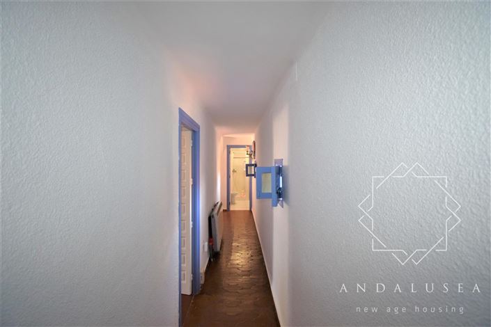 Image No.27-4 Bed Property for sale