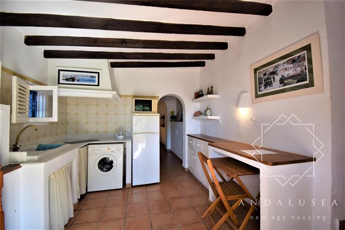 Image No.6-4 Bed Property for sale