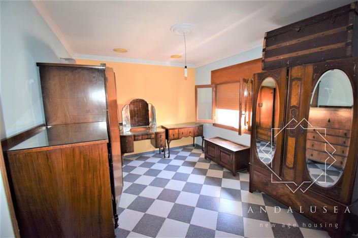 Image No.35-Property for sale