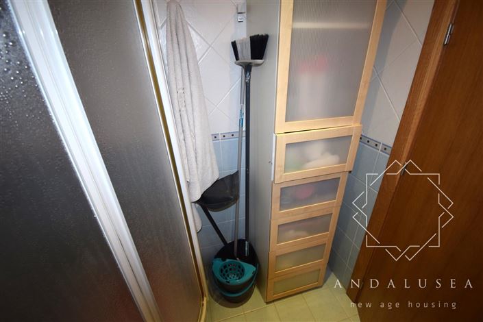 Image No.22-3 Bed Property for sale