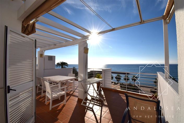 Image No.32-3 Bed Property for sale