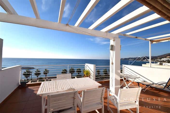 Image No.33-3 Bed Property for sale