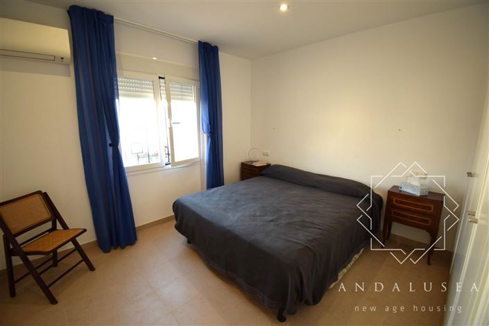 Image No.16-3 Bed Property for sale