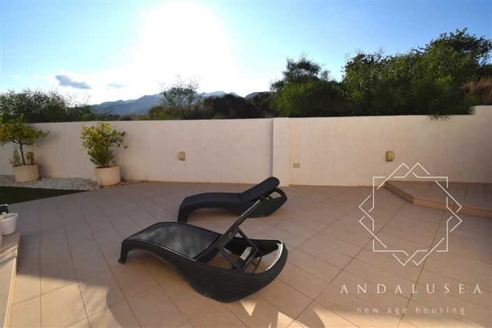 Image No.41-3 Bed Property for sale