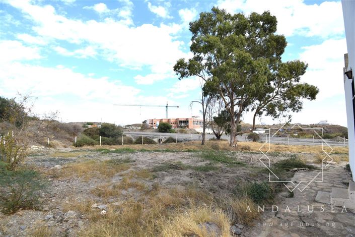 Image No.35-2 Bed Property for sale