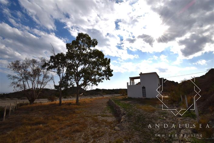 Image No.36-2 Bed Property for sale