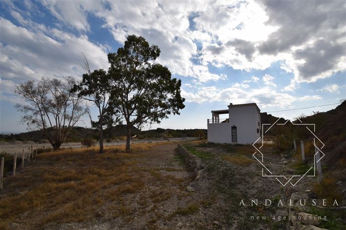 Image No.37-2 Bed Property for sale