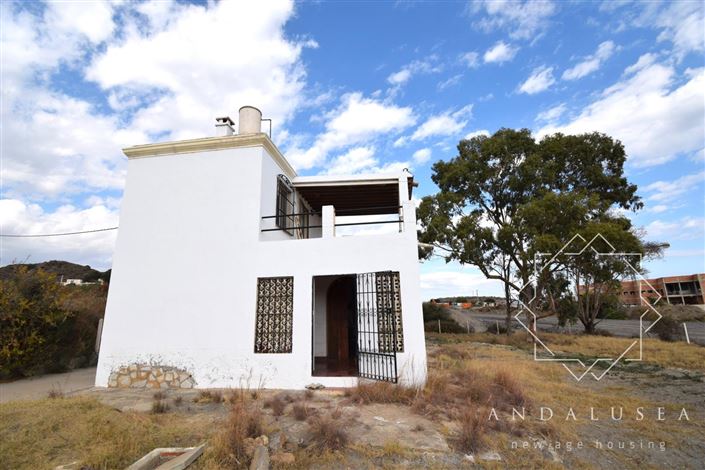 Image No.41-2 Bed Property for sale