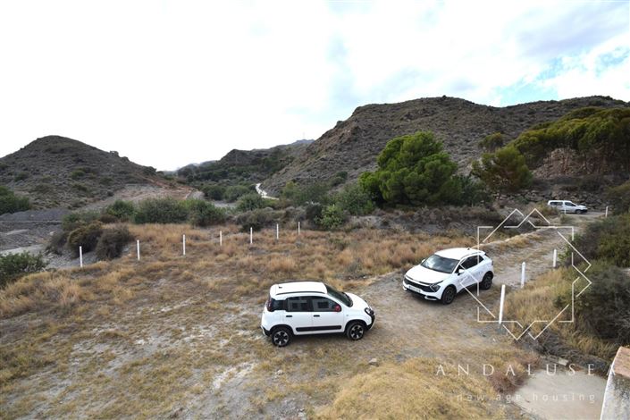 Image No.42-2 Bed Property for sale