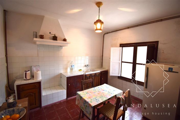 Image No.7-2 Bed Property for sale