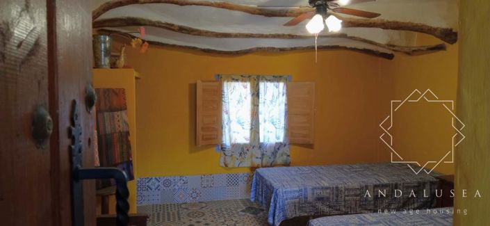 Image No.40-3 Bed Property for sale