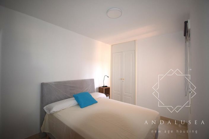 Image No.13-2 Bed Property for sale