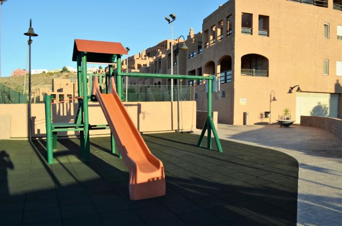 Image No.33-2 Bed Property for sale