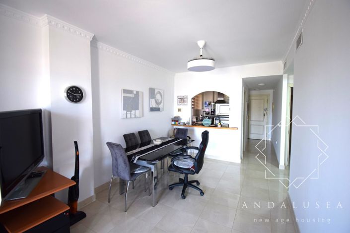 Image No.7-2 Bed Property for sale