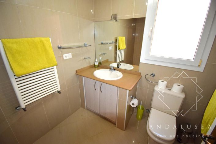 Image No.29-4 Bed Property for sale