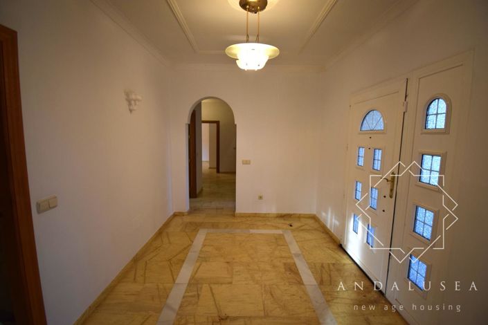 Image No.3-4 Bed Property for sale