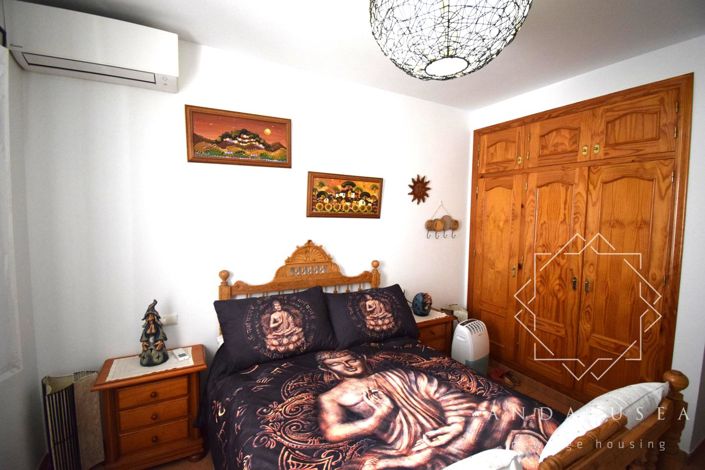 Image No.16-3 Bed Property for sale