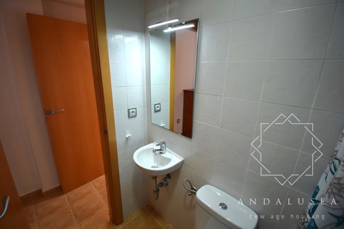 Image No.20-2 Bed Property for sale